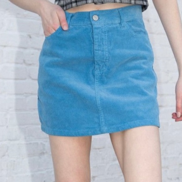 Brandy Melville Tan Juliette Skirt - Picture 2 of 2